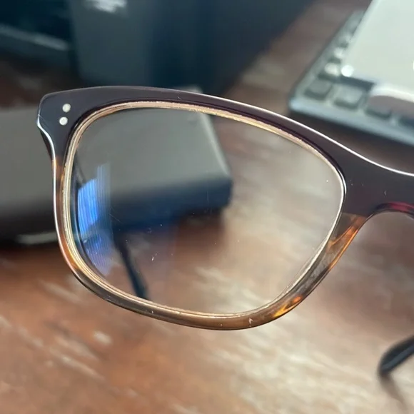 Oliver PeoplesLA Ashton brown eyeglasses with brown OliverPeoples LA case - Picture 16 of 17